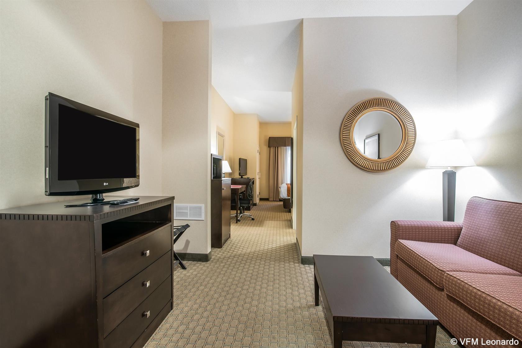University Inn Vestal Exterior photo