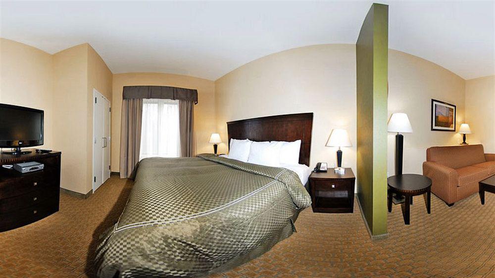 University Inn Vestal Exterior photo
