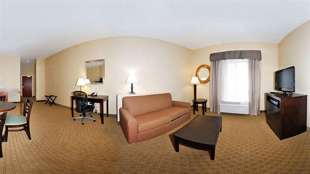 University Inn Vestal Exterior photo